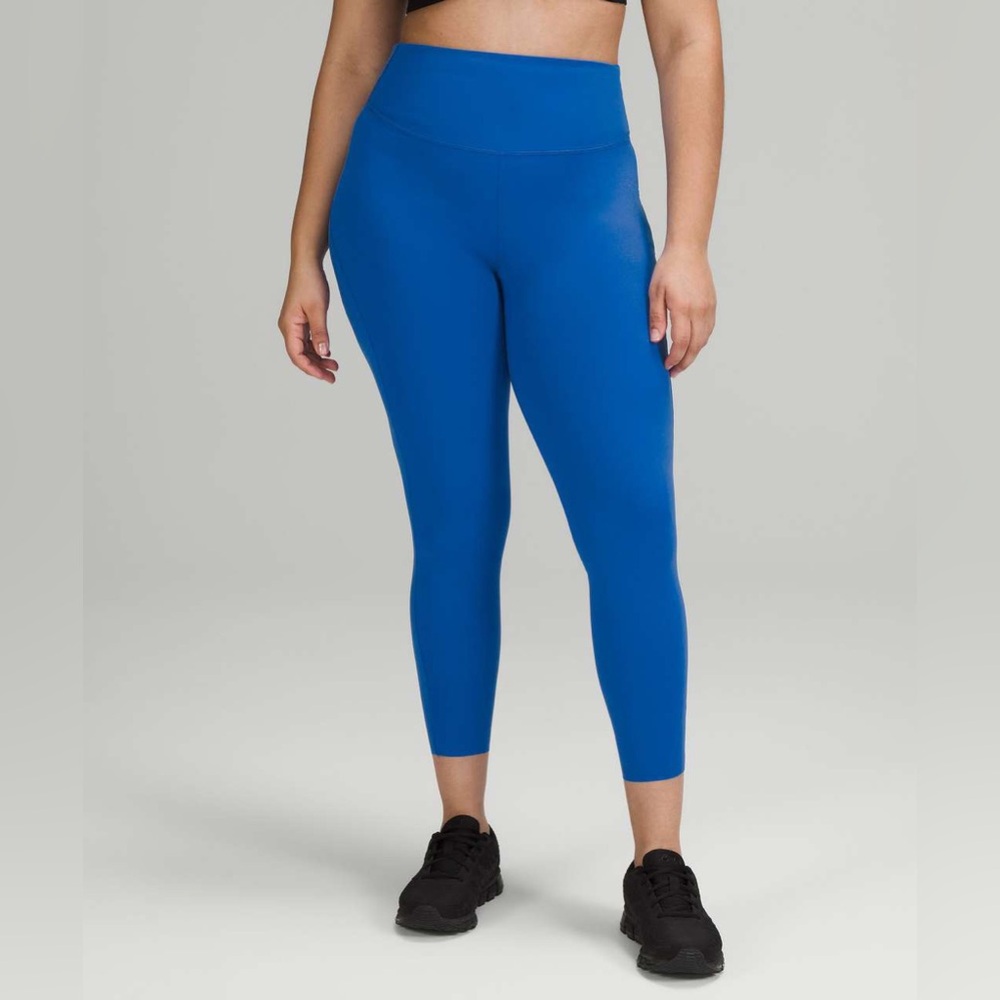 EEUC Lululemon Base Pace 25”